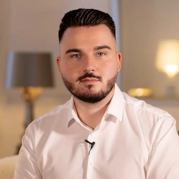 Florian Bunjaku, fondateur de Realtown, client de l'agence de personal branding
